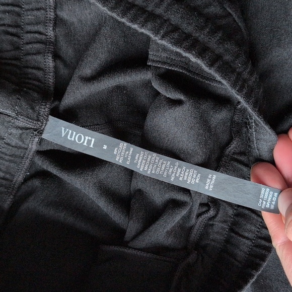 Vuori | Women’s Dark Grey Performance Joggers Medium - Picture 5 of 8